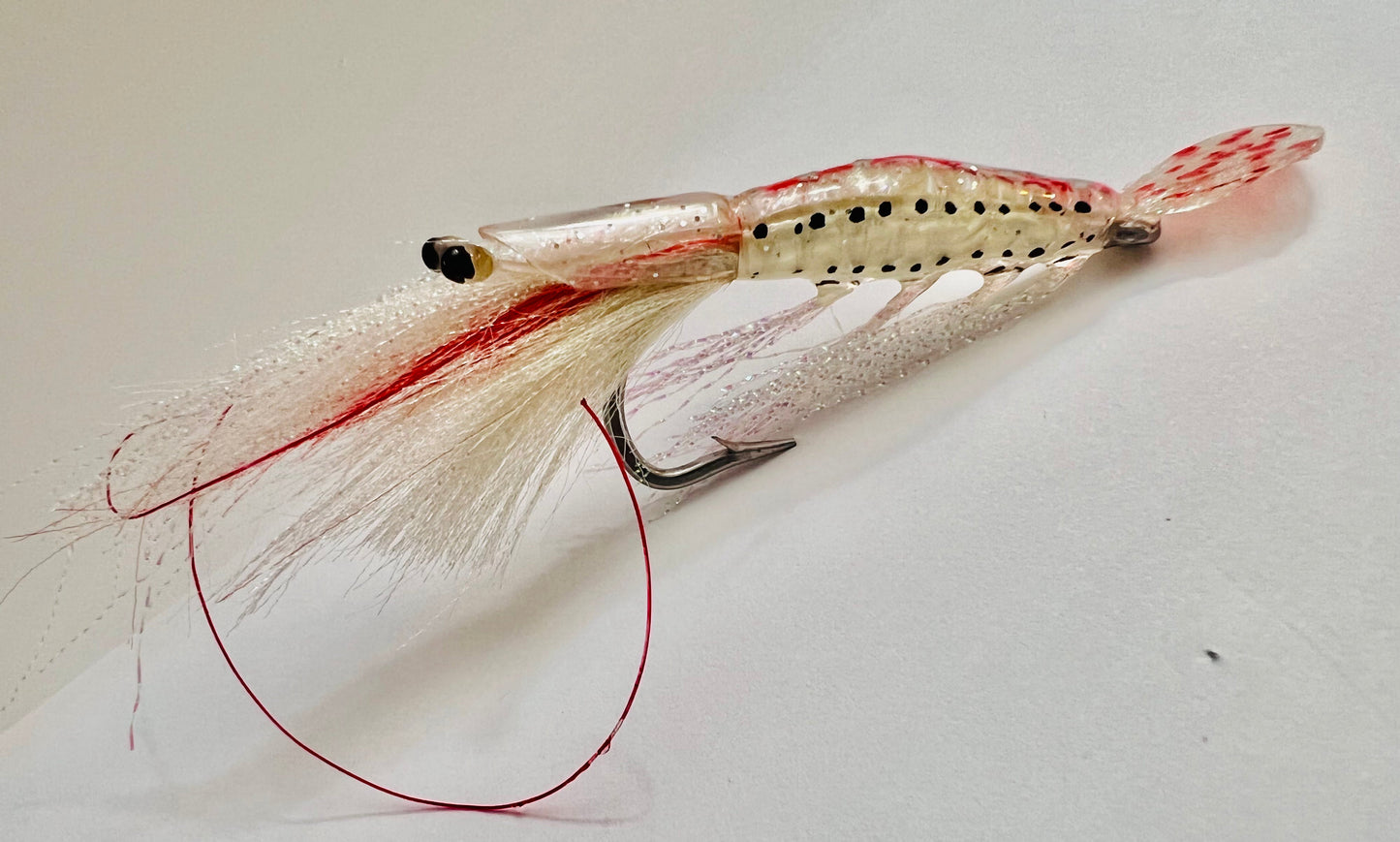 5/0 Albino Glow shrimp fly
