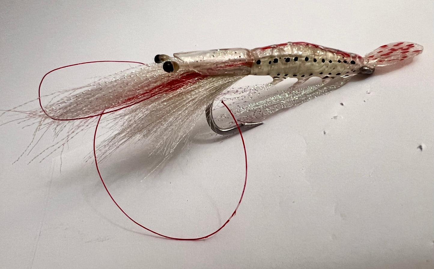 5/0 Albino Glow shrimp fly
